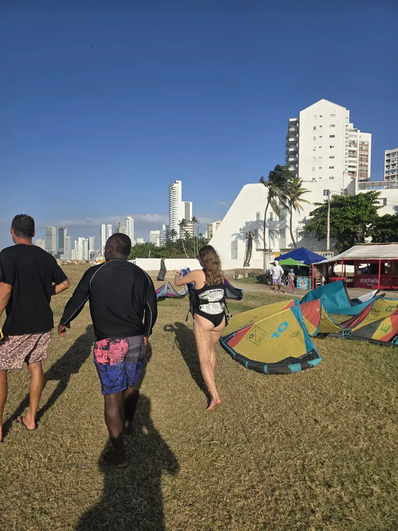 Best Kitesurfing School in Cartagena: Why Choose Surf 420