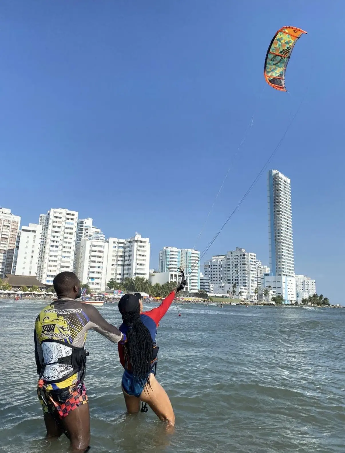 Kitesurf en Cartagena: La Guía Completa